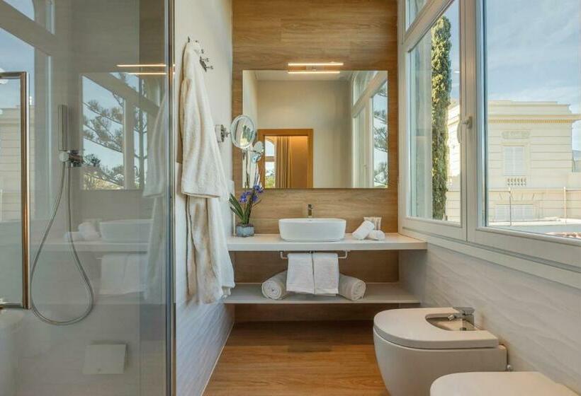 اتاق سوپریور با وان آب گرم, Boutique Mirlo Barcelona