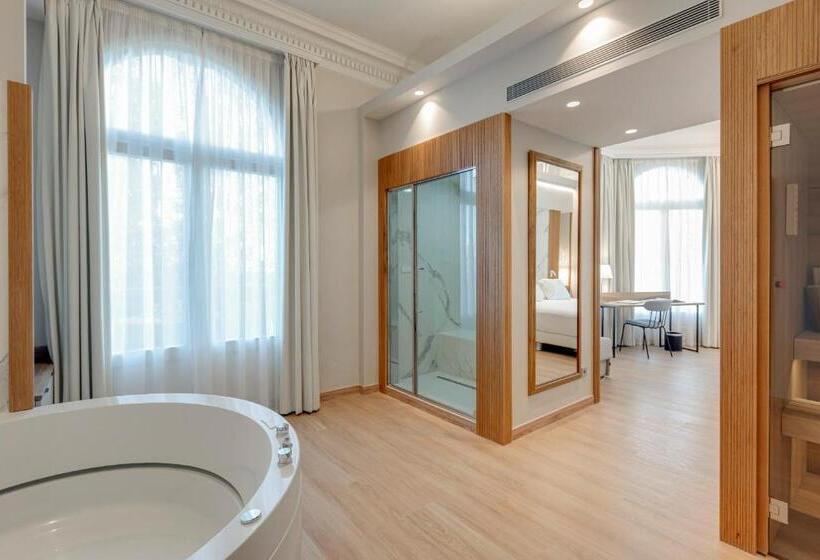 سوئیت با وان آب گرم, Boutique Mirlo Barcelona