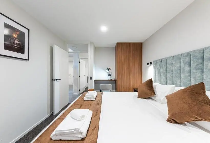2 Bedrooms Suite 2 Bedrooms Lake View, Galaxy Boutique