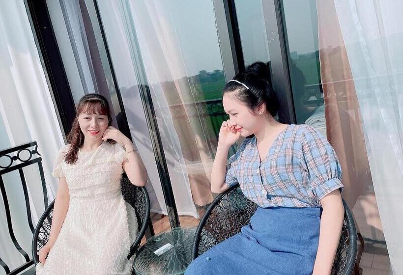 اتاق لوکس با بالکن, Lotus Hotel Ninh Bình