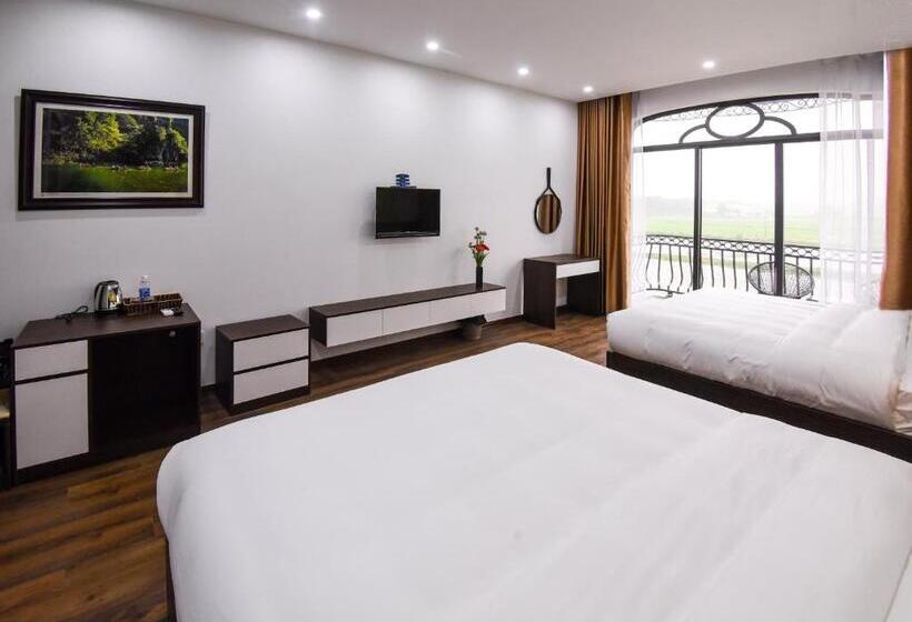 اتاق لوکس با بالکن, Lotus Hotel Ninh Bình