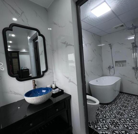 Suite with Terrace, Lotus Hotel Ninh Bình