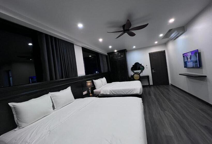 Deluxe Suite King Bed, Lotus Hotel Ninh Bình