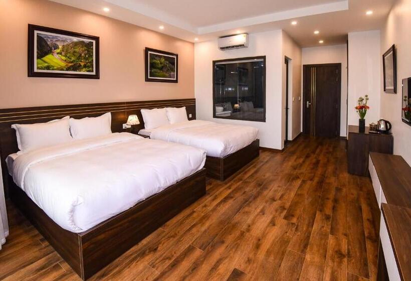 اتاق لوکس با بالکن, Lotus Hotel Ninh Bình
