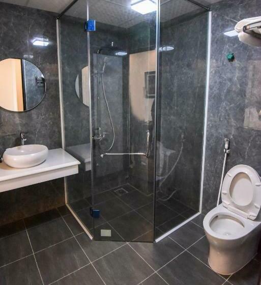 اتاق لوکس با بالکن, Lotus Hotel Ninh Bình