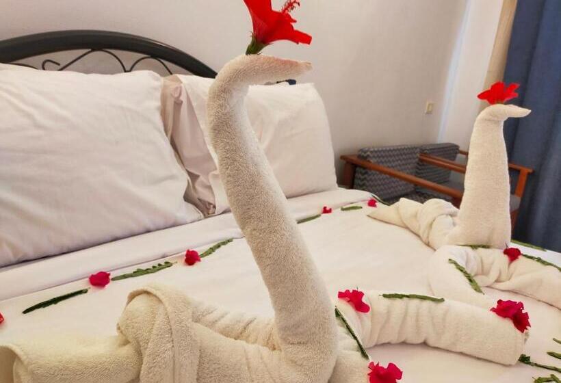 اتاق استاندارد با بالکن, Marina Wadi Degla