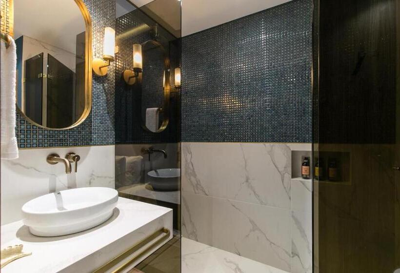 Номер Deluxe, Marquee Medellín