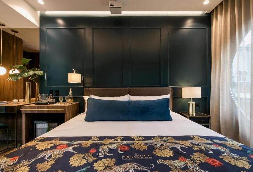 Люкс Кровать Кинг, Marquee Medellín