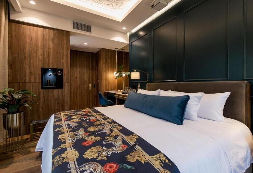 스위트 킹사이즈 침대, Marquee Medellín