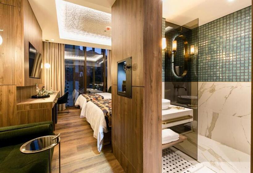 Номер Deluxe, Marquee Medellín