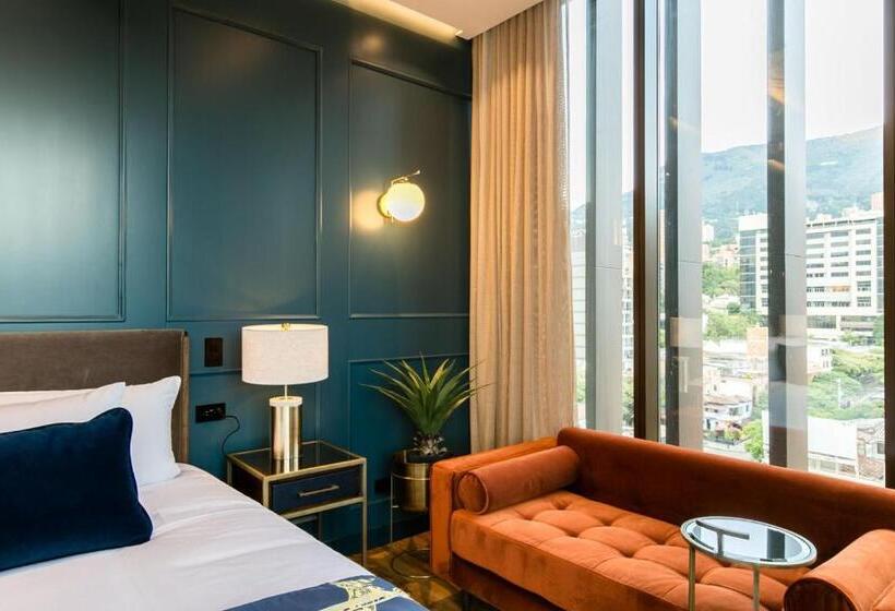 스위트 킹사이즈 침대, Marquee Medellín