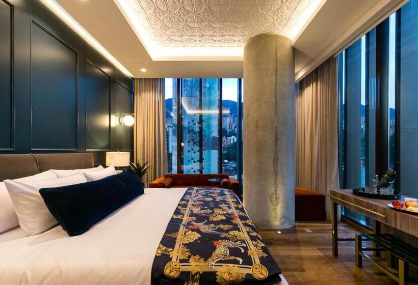 Люкс Кровать Кинг, Marquee Medellín