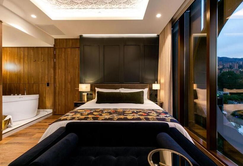 Люкс Премиум, Marquee Medellín