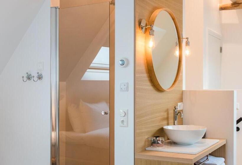 Номер Superior, Fietshotel Zee Van Tijd Holwerd