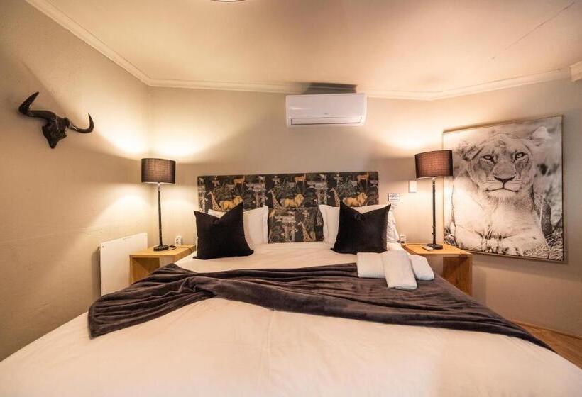 Семейный Номер, Fever Tree Guesthouse