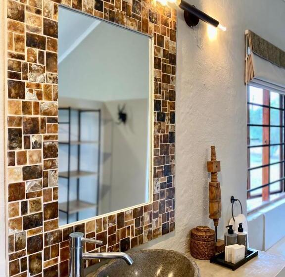 Standaard Studio met Balkon, Fever Tree Guesthouse