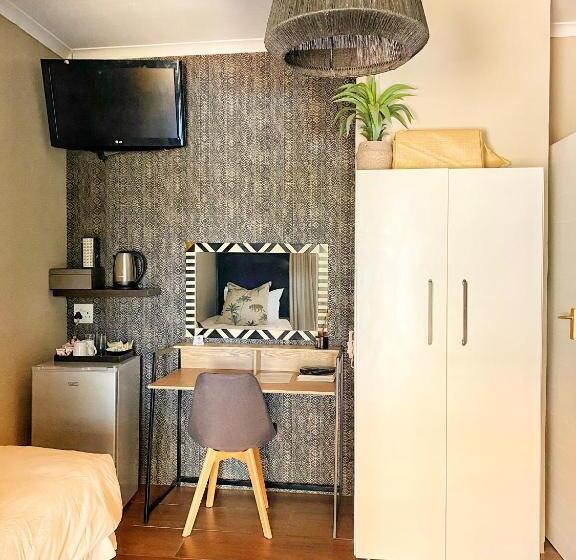 StandaardKamer, Fever Tree Guesthouse