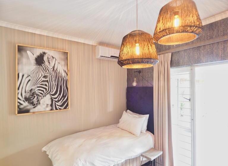 Номер Стандарт, Fever Tree Guesthouse