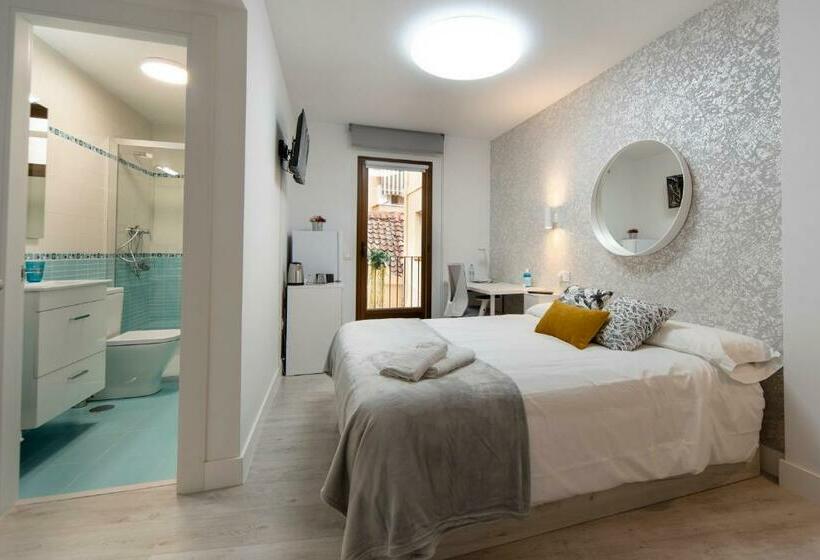 标准间带阳台, Vizcainos Home Away