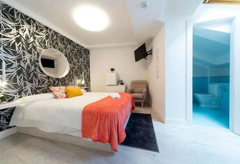 标准间, Vizcainos Home Away