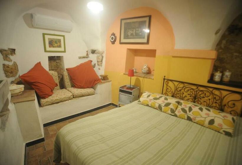 اتاق اکونومی, Agriturismo La Contessa