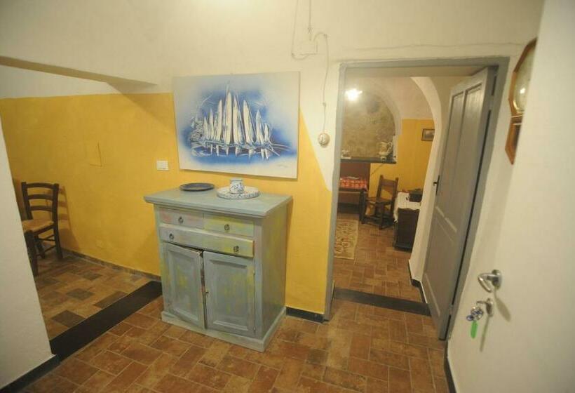 اتاق اکونومی, Agriturismo La Contessa