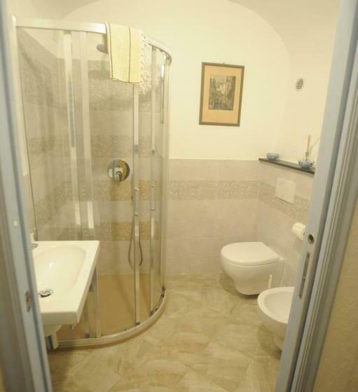 اتاق اکونومی, Agriturismo La Contessa