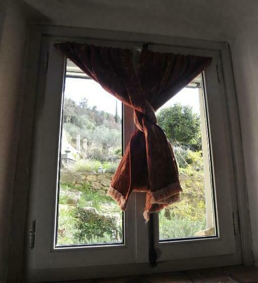 اتاق اکونومی, Agriturismo La Contessa