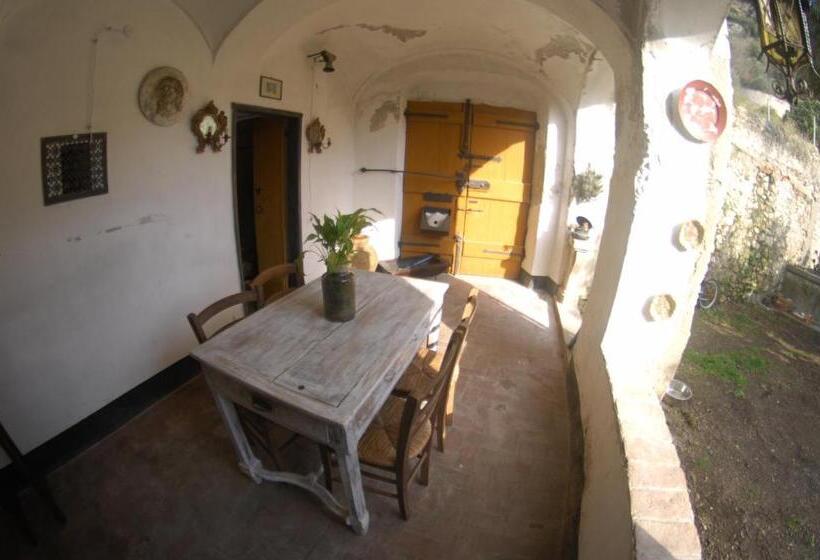 اتاق لوکس, Agriturismo La Contessa