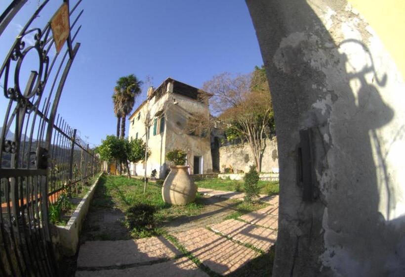 اتاق لوکس, Agriturismo La Contessa