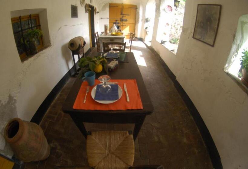 اتاق لوکس, Agriturismo La Contessa