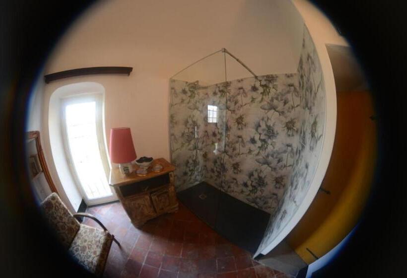 اتاق اکونومی, Agriturismo La Contessa