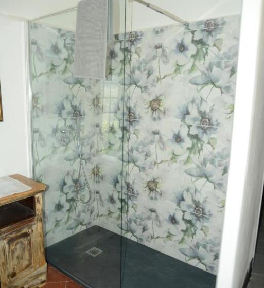 اتاق اکونومی, Agriturismo La Contessa