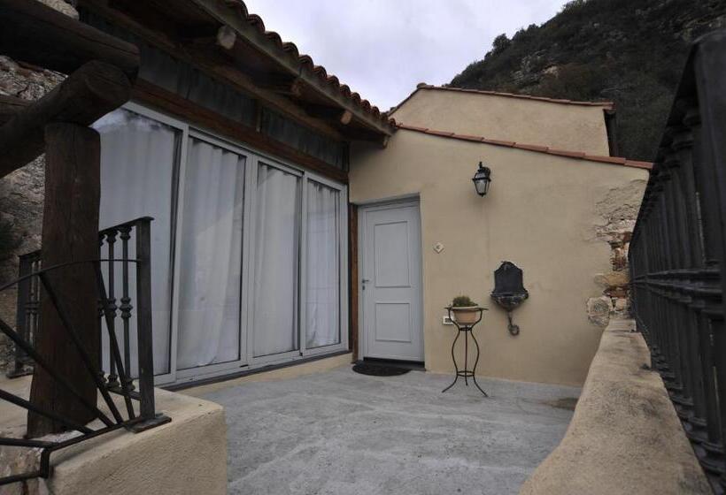 سوییت جونیور با بالکن, Agriturismo La Contessa