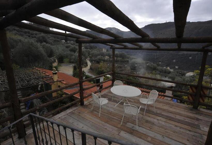 سوییت جونیور با بالکن, Agriturismo La Contessa