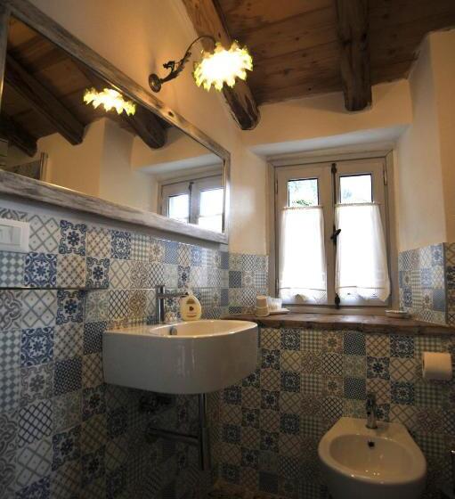 سوییت جونیور با بالکن, Agriturismo La Contessa