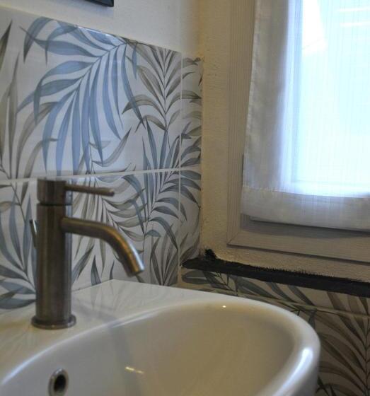 اتاق استاندارد با تخت بزرگ, Agriturismo La Contessa