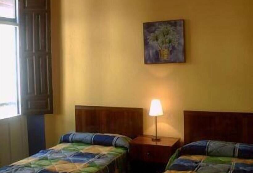 اتاق استاندارد, Antares