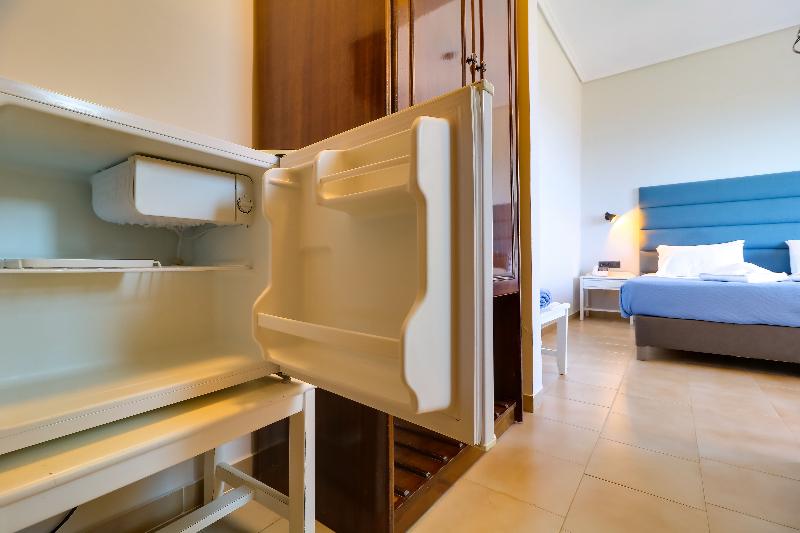 スタンダードルーム, Alexis