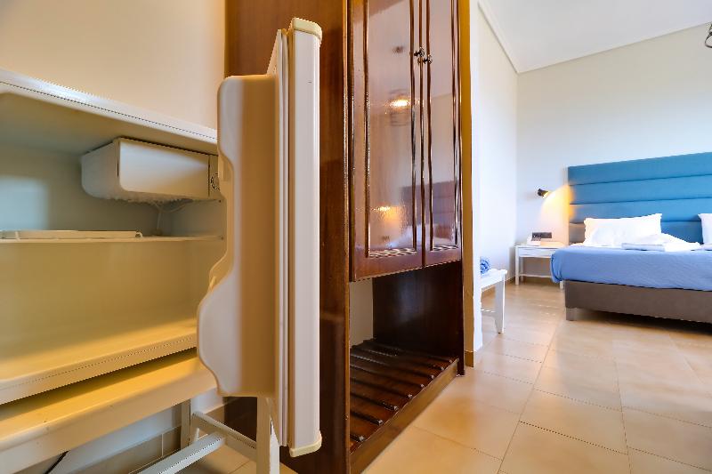 スタンダードルーム, Alexis