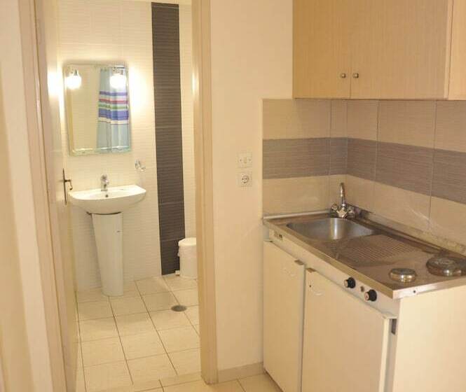 סטודיו סטנדרט עם נוף, Anseli