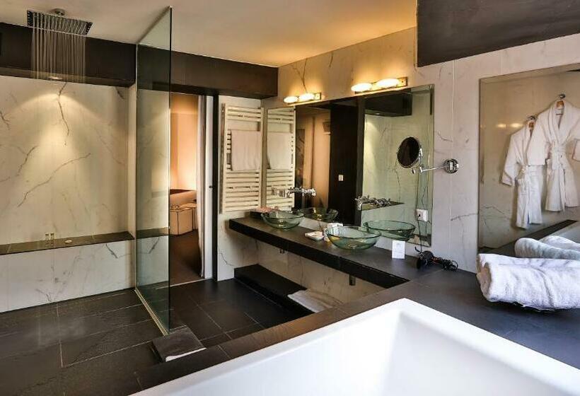 سوییت اجرایی, Bab