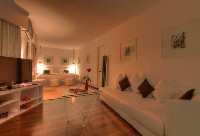 سوییت جونیور, Bab