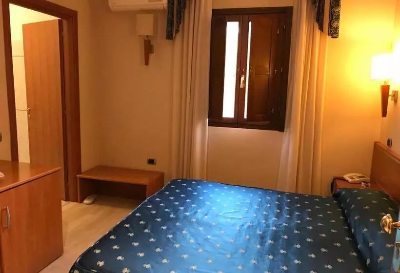 エコノミーシングルルーム, Bel Sito Hotel Due Torri