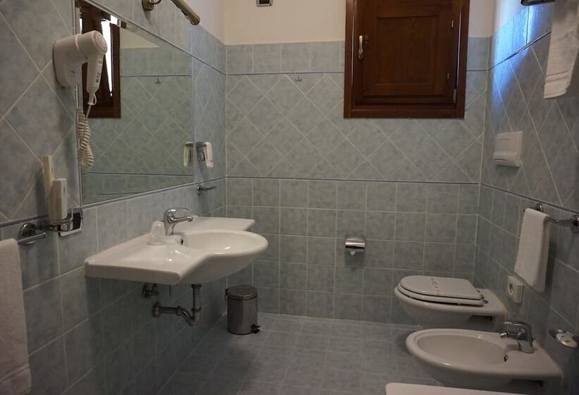 Номер Стандарт Трехместный, Bel Sito Hotel Due Torri