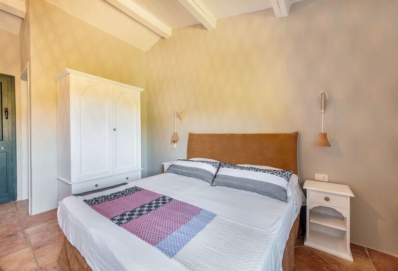 חדר סטנדרט לשלושה, Borgo Di Campagna