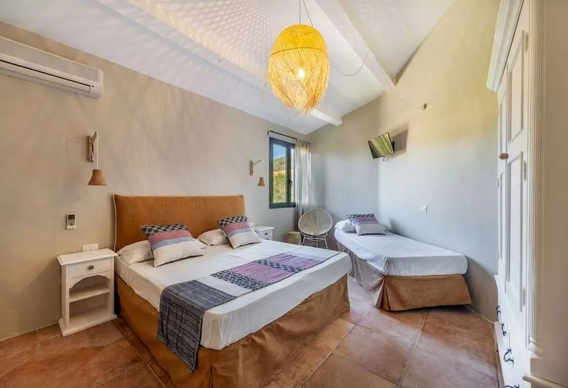 スタンダード４人部屋, Borgo Di Campagna