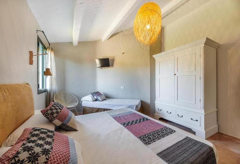 חדר סטנדרט לארבעה, Borgo Di Campagna