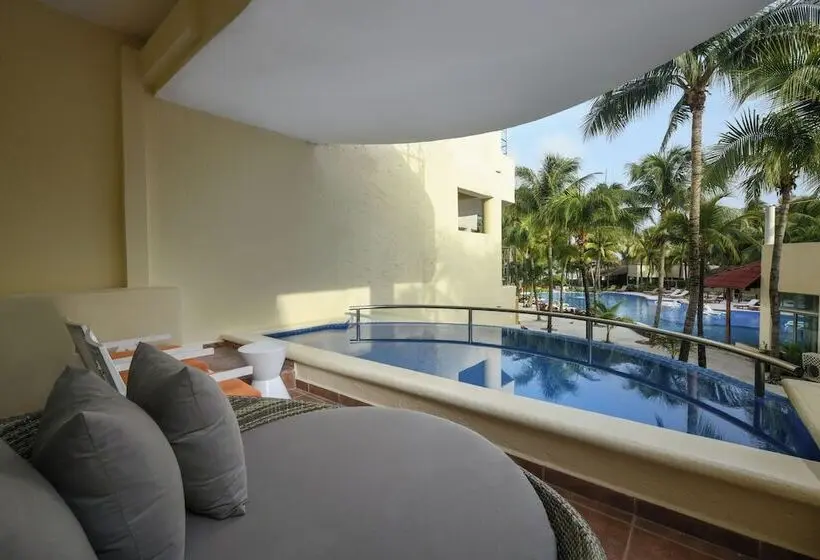 Suite with Pool, El Dorado Maroma - All & More Inclusive