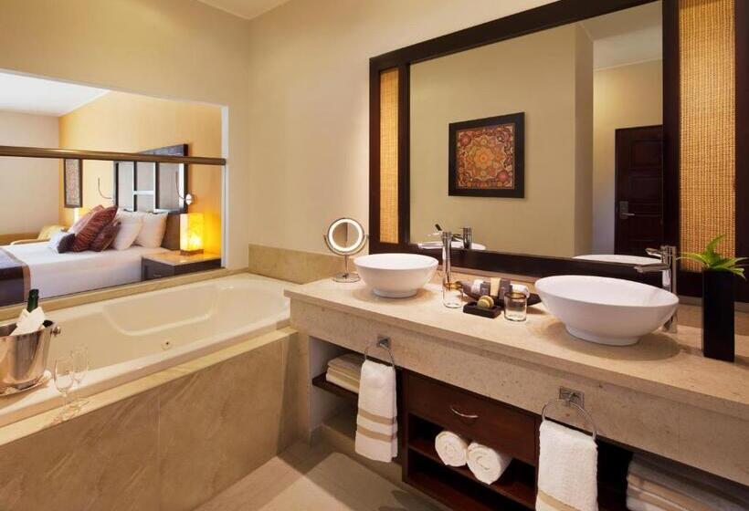 Полулюкс, El Dorado Maroma Catamarán, Cenote & More Inclusive